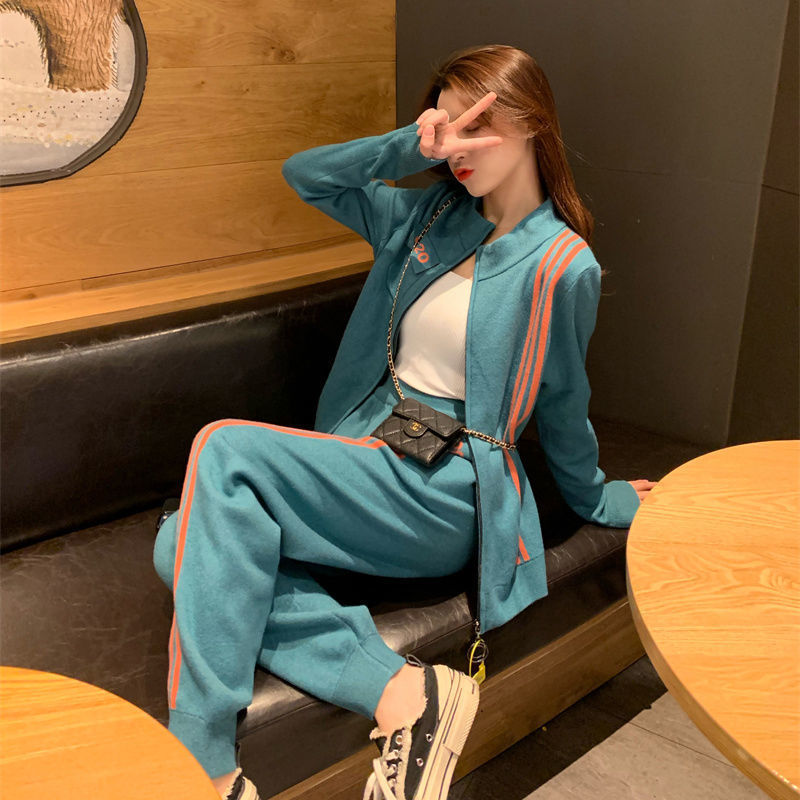 Picture of # Internet Celebrity Fashion Sports Suit Women's Spring and Autumn New Casual Loose Coat Stylish Age-reducing Two-piece Suit