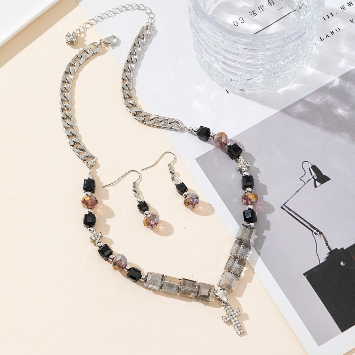 European and American hip-hop cross-border jewelry suit stitching cross pendant necklace female niche design clavicle chain