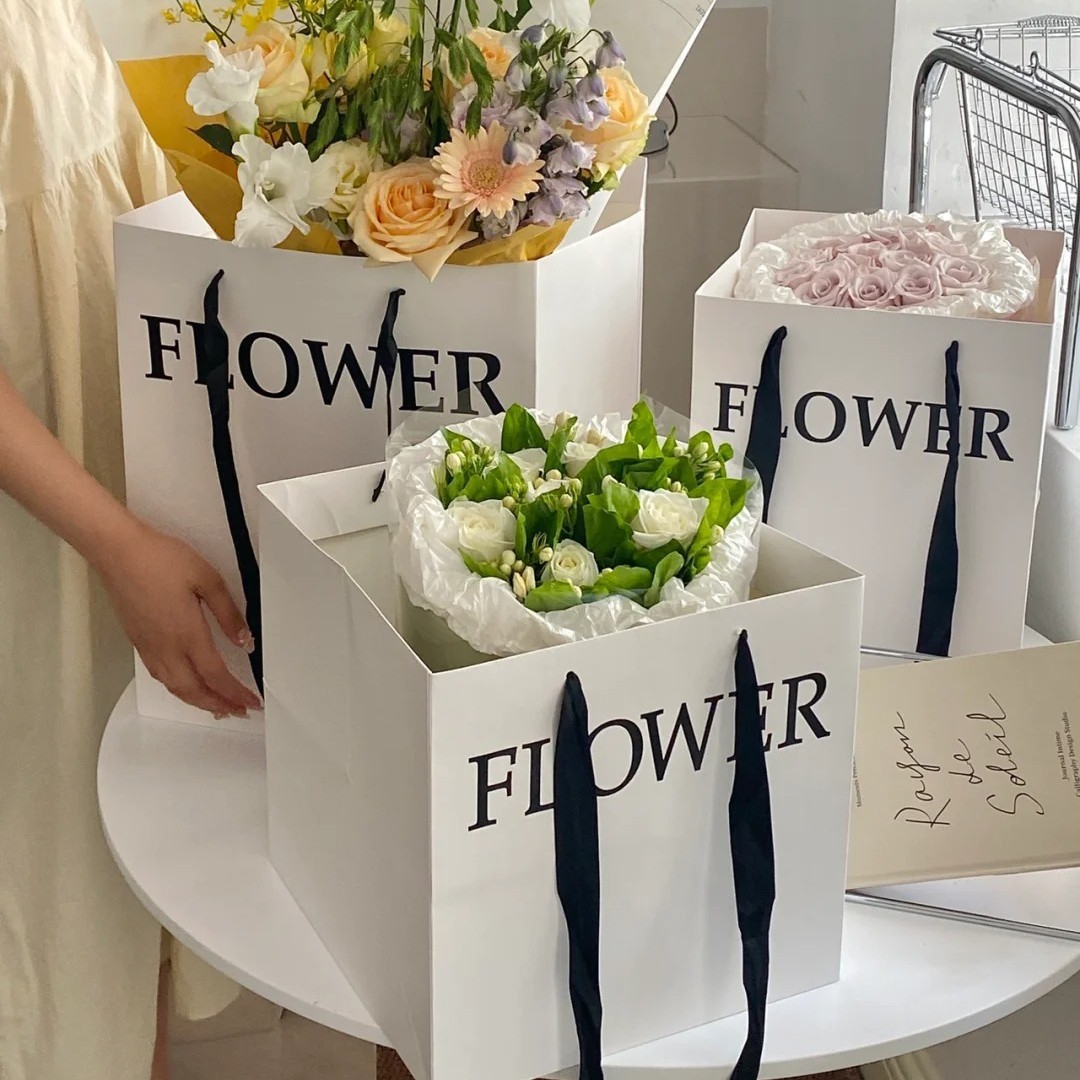 Souvenir Bag, Handbag, Custom Logo Printing, Wholesale Clothing Gift Bag, Flower Shopping Packaging Paper Bag, Custom