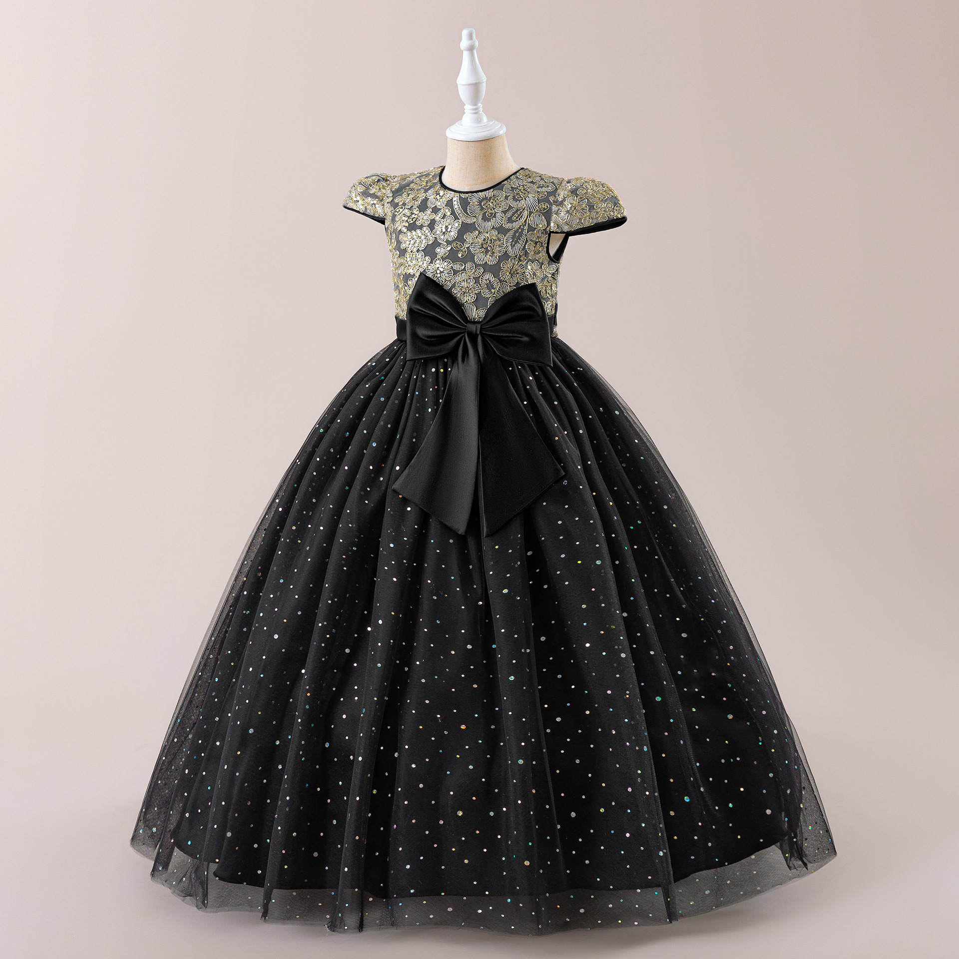 Picture of 2025 Girls Princess Dress Sister Style Mesh Dress Photo Shoot Dress Embroidered Round Neck Dress Sister Dress