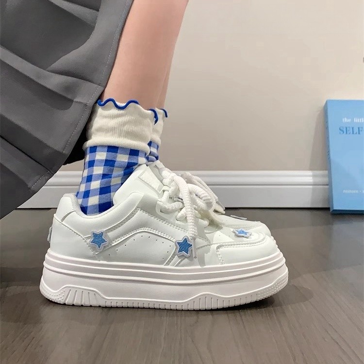 Good-Looking, Small Bear Thick-Soled White Shoes for Students, Versatile and Comfortable Shoes, 2025 Niche Original Casual Sneakers