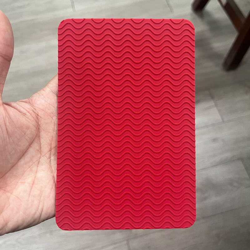 Picture of Wear-Resistant Protective Rubber Sole Stickers for Shoe Stores, Anti-Wear High-Heeled Shoes, Tbottomon Self-Adhesive Soles, Anti-Slip and Anti-Wear Stickers