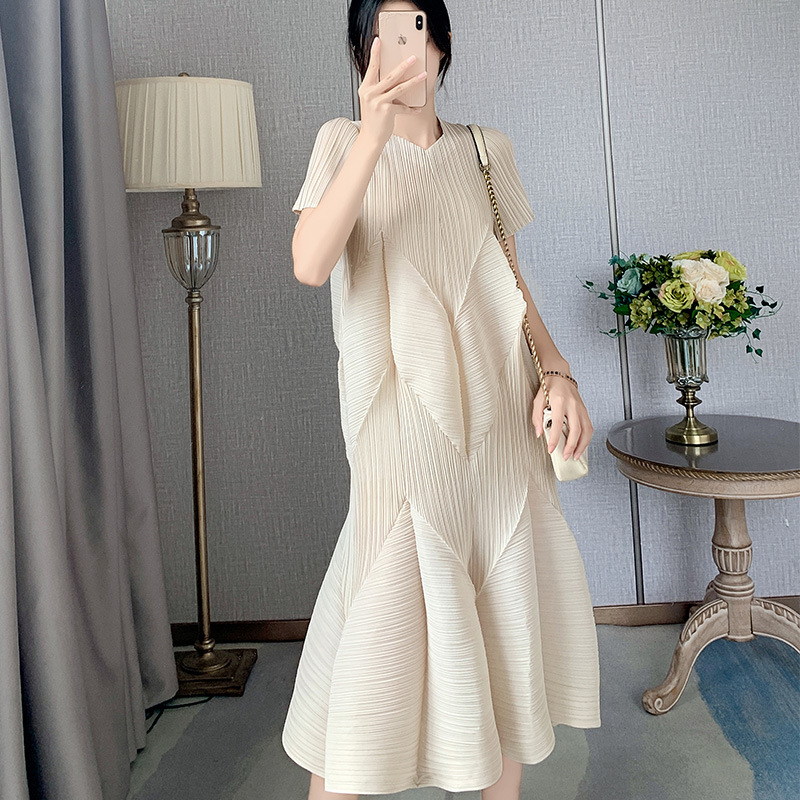 Miyake Long Dress French High-end Women's Clothing Cold Style Korean Style Elegant Pleated Short-sleeved Flower Bud Dress for Summer