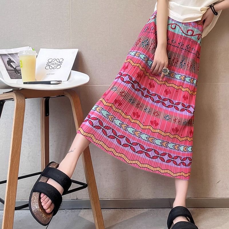 Picture of Niche design pleated skirt spring and summer thin elastic waist printed slimming age-reducing hip slit pleated skirt