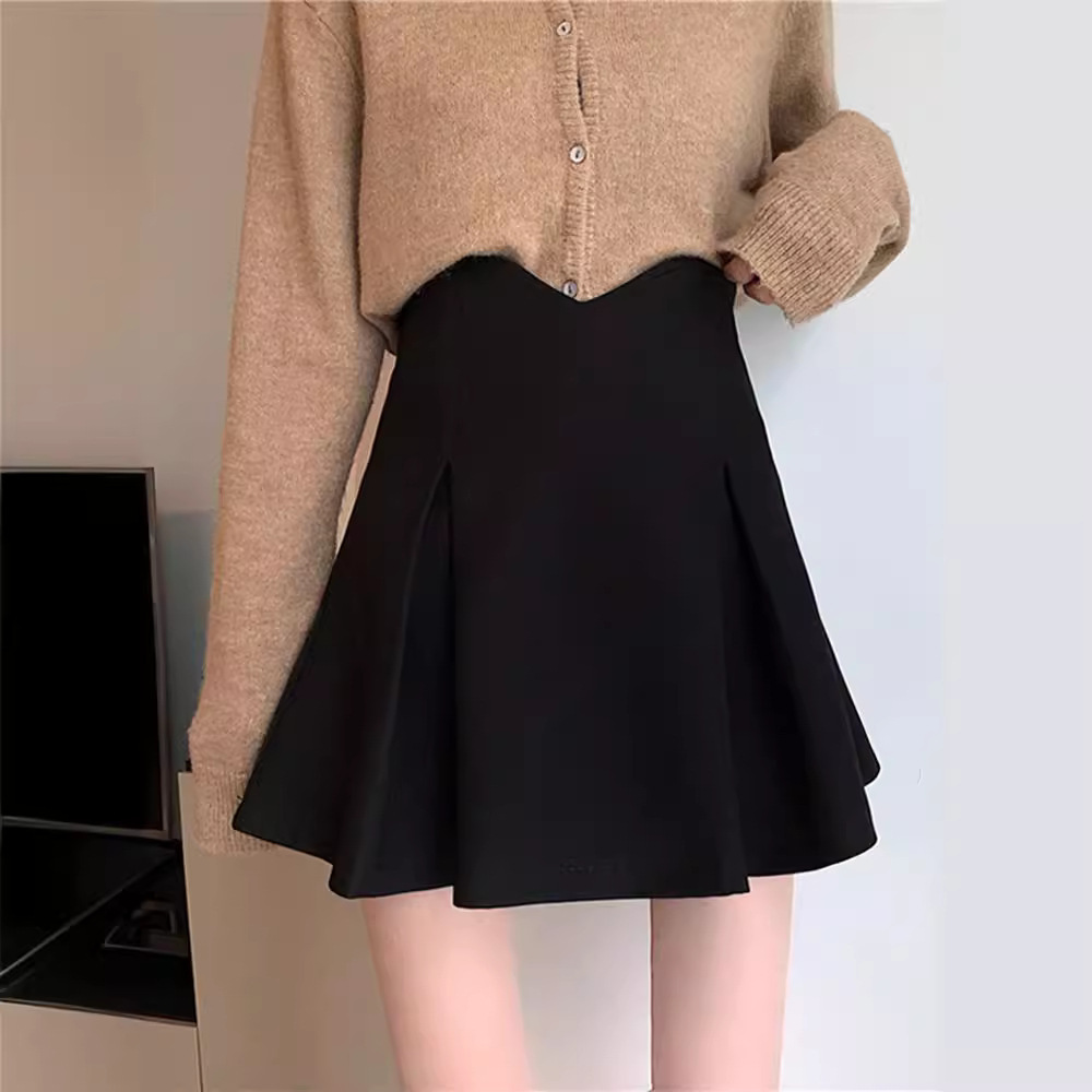 2023 Autumn New Skirt Black Hip Skirt Women's Design Niche High Waist Slim A- line Skirt