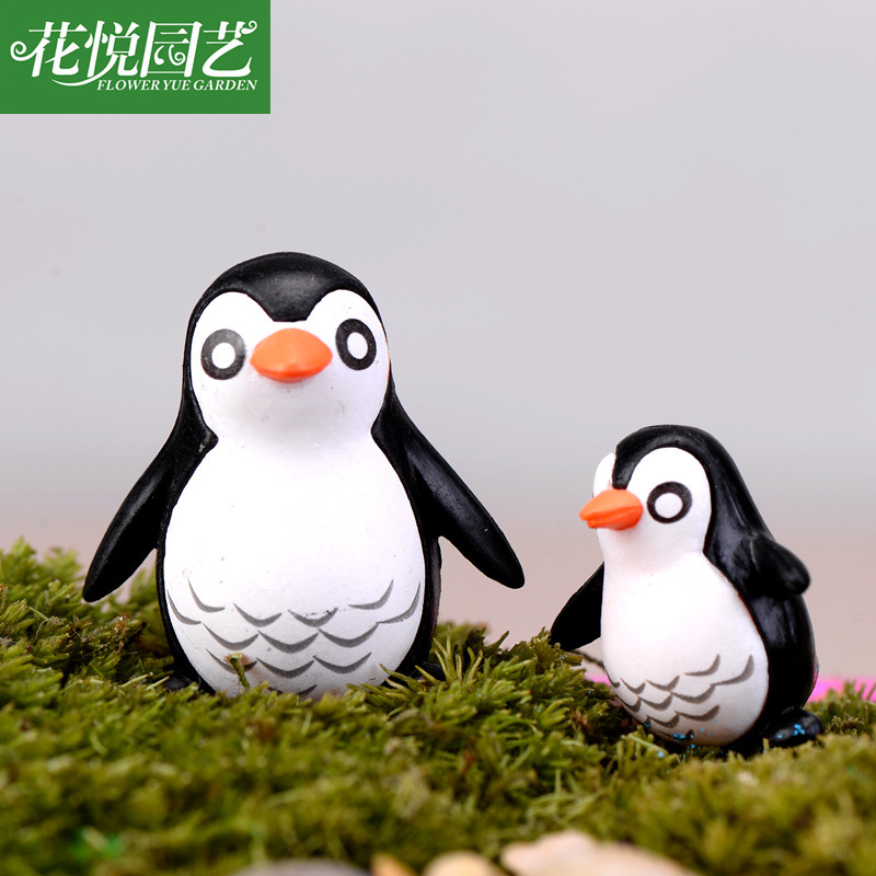 Picture of Moss micro landscape jewelry penguin father and son doll DIY small ornaments multi-inside ornaments