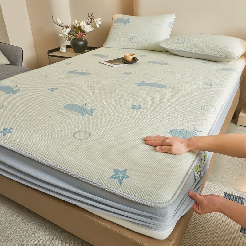 Picture of Class A ice silk mat three-piece set 2025 new summer machine washable antibacterial air conditioning soft mat bed hat 1.8 meters