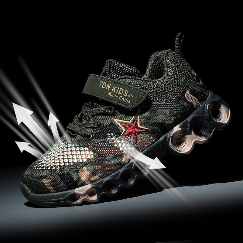 New Summer Large and Medium-sized Children's Flying Fabric Mesh Camouflage sneaker Rubber Big Bottom Velcro Lightweight Fashion Children's Shoes