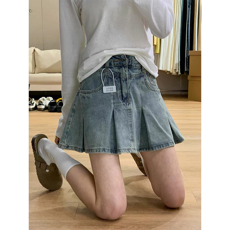 Light denim pleated short skirt women's new summer plus size fat mm high waist slimming pear shape figure A-line skirt