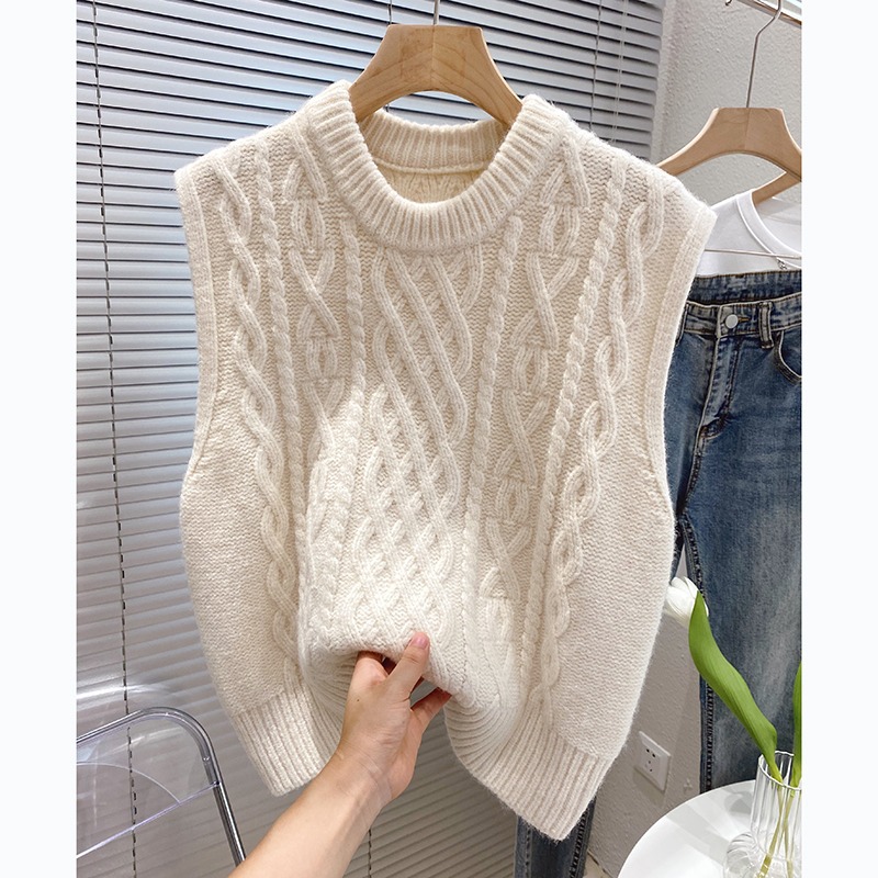 Picture of 2024 Spring and Autumn Retro Twist Sleeveless Sweater Women's Korean Style Loose Stacked Knitted Vest with Round Neck Vest