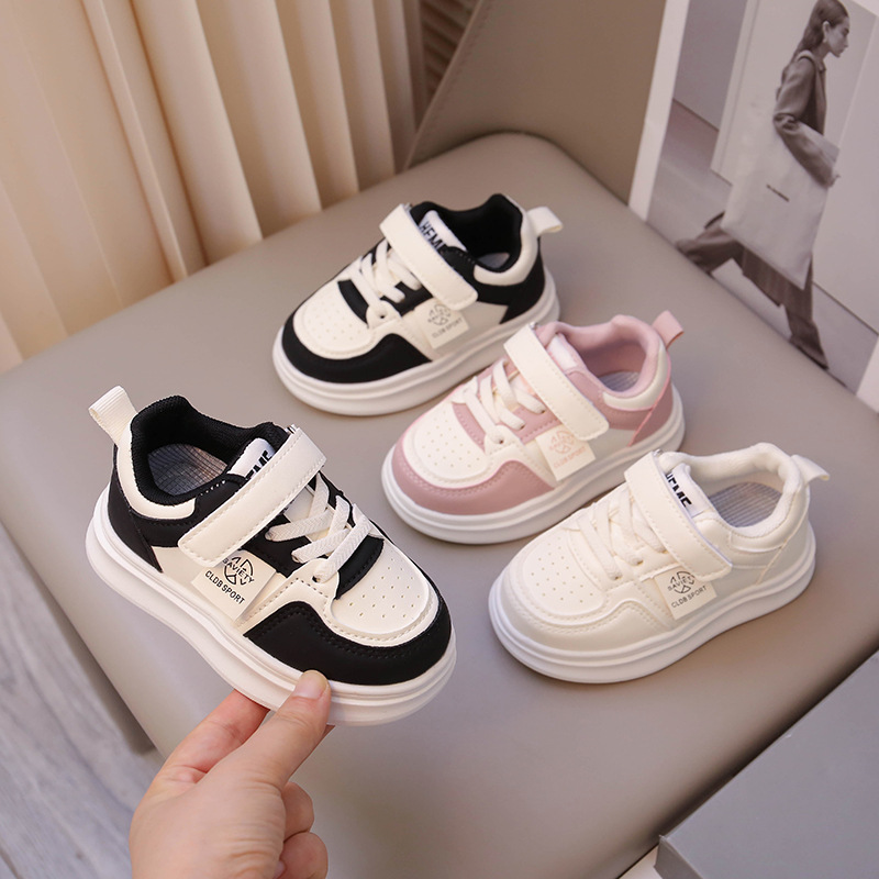 Girls small white shoes 2024 spring and autumn new little girl breathable children's board shoes autumn soft bottom children's sneaker