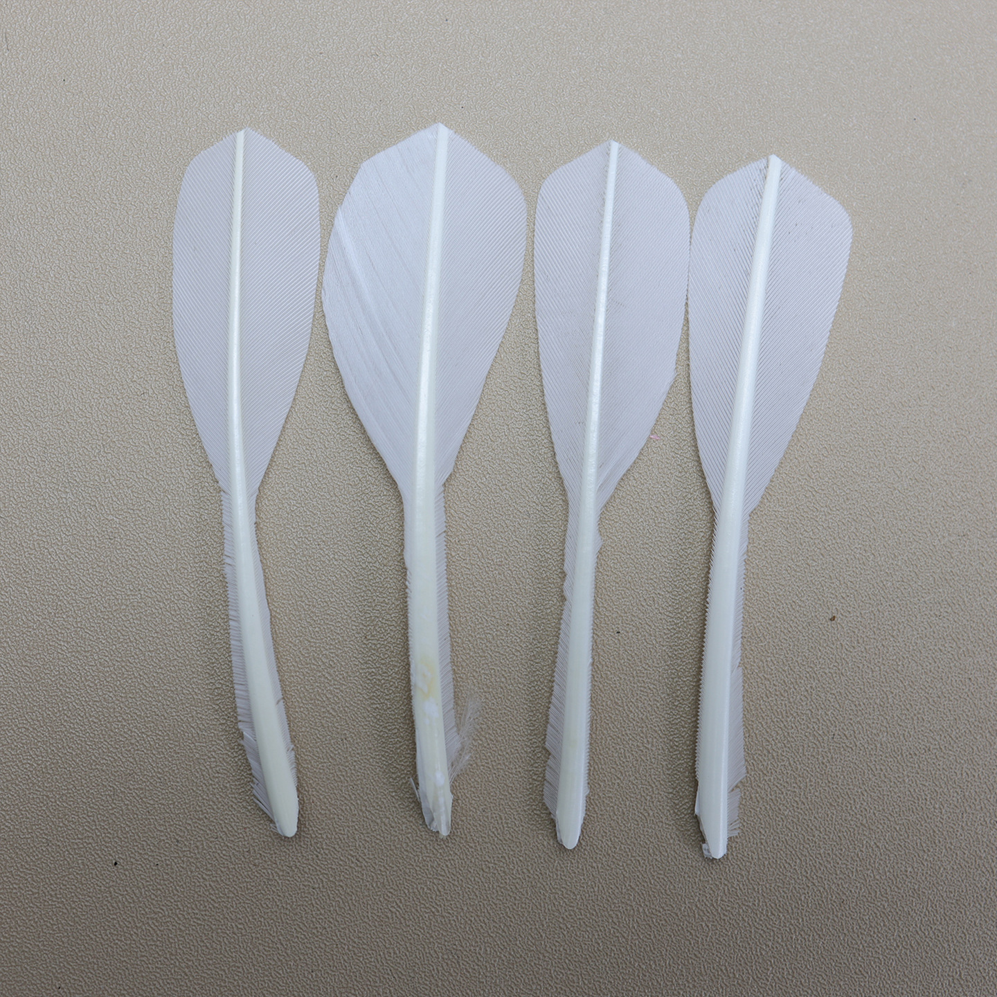 Picture of Wholesale natural badminton pads, goose feather DIY, white badminton match apparel accessories, accessories, and materials
