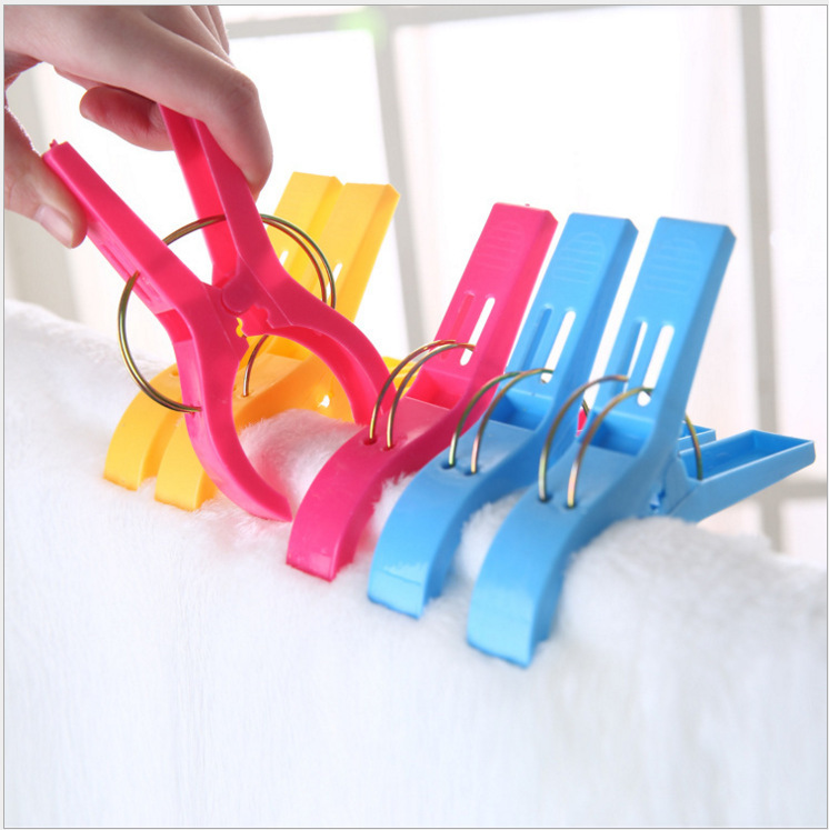 Picture of Cross-Border 4 8-pack quilt clip plastic clip drying quilt big clip clothes windproof clip bed sheets drying clip