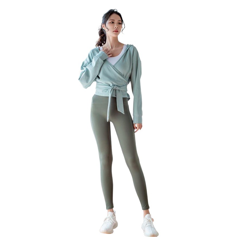 New Fleece-lined Long-sleeved Yoga Wear Autumn and Winter Lace-up Cotton Fitness Wear Loose Sports Sweatshirt Hoodie Coat Women