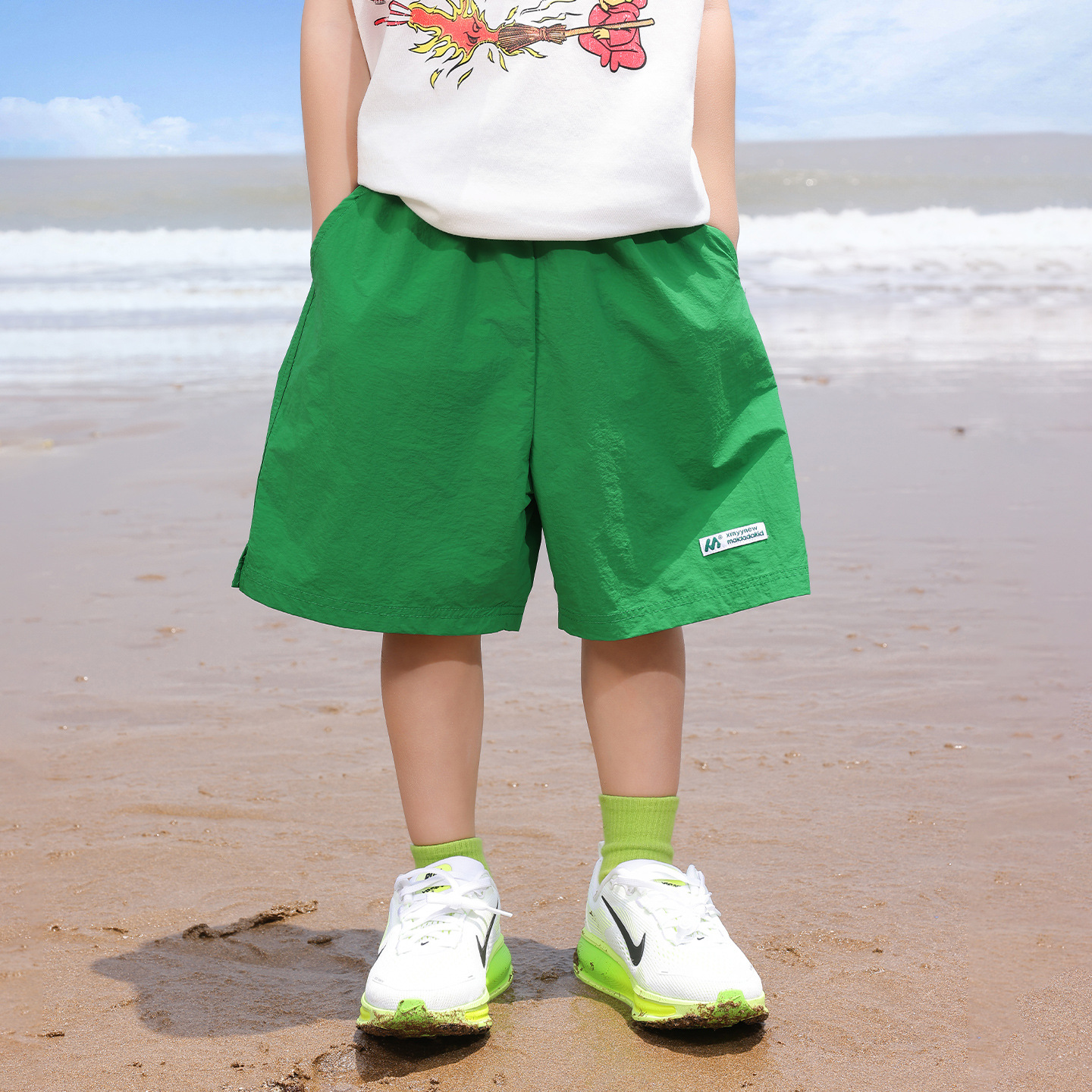 Picture of Huzhou Zhili Children's Wear Boys' Sports Pants Boys Summer Wear Pants 2025 Children's Shorts Breathable Quick-drying Pants