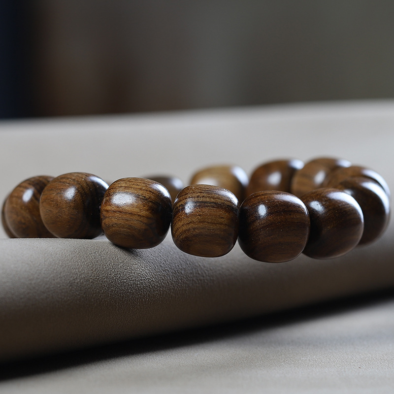 Picture of Black pear old beads men and women hand string text play beads beads mahogany popular jewelry wooden jewelry