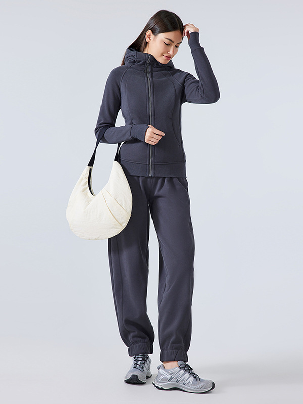 Picture of New Large-Capacity Women's Shoulder Bag Dumpling Bag Crescent Bag Sports Fitness Versatile Ultra-Light Yoga Bag Daw170