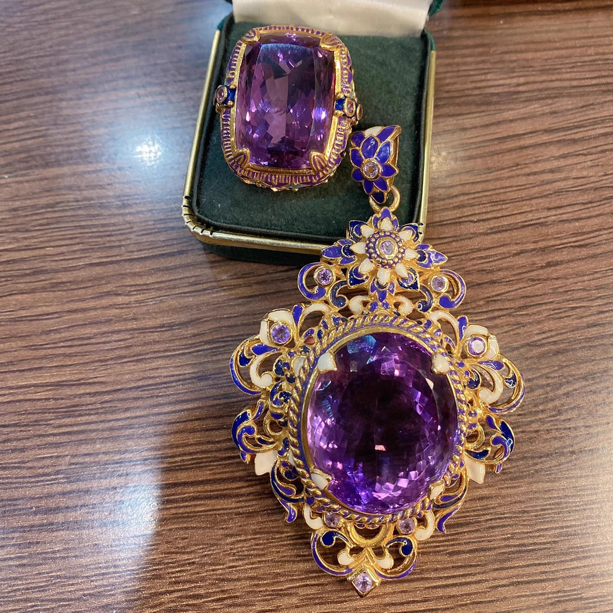 Italian Vintage Gold-plated Enamel Color Imitation Natural Amethyst Ring Pendant suit Palace Style Color Treasure Necklace for Women