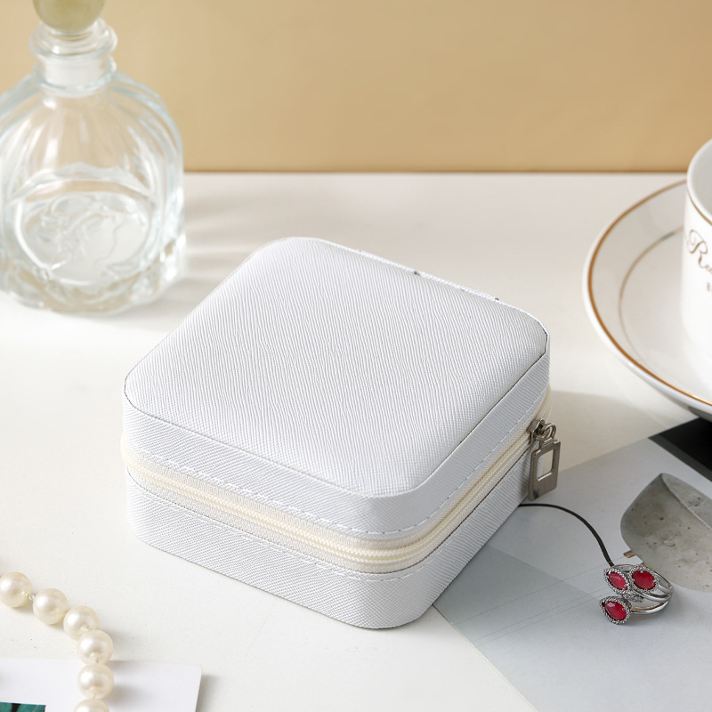 Picture of Leather Small Size Jewelry Storage Box Travel Portable Gift Box with Lock Jewelry Box High-End Jewelry Box
