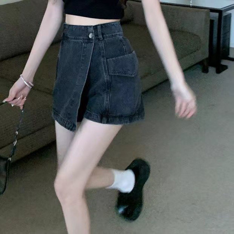 Retro American Sexy Denim Shorts for Women 2024 Summer New High-waisted Loose Slimming Look Hip-covering Design Culottes