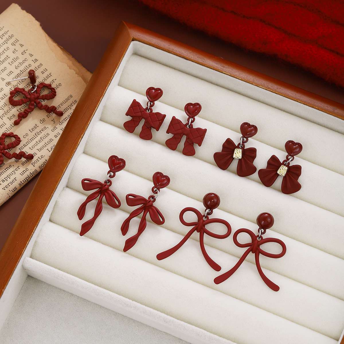 Silver Needle Autumn and Winter Ancola Red Bow Pendant Earrings Light Luxury High-end Sense Ins Style Elegant New Year Earrings for Women