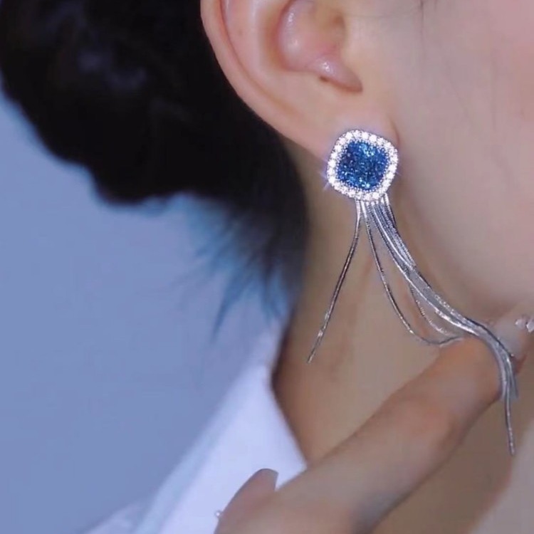 Picture of 2023 new fashion popular tassel earrings South Korea elegant Internet celebrity high-grade long silver needle earrings earrings for women