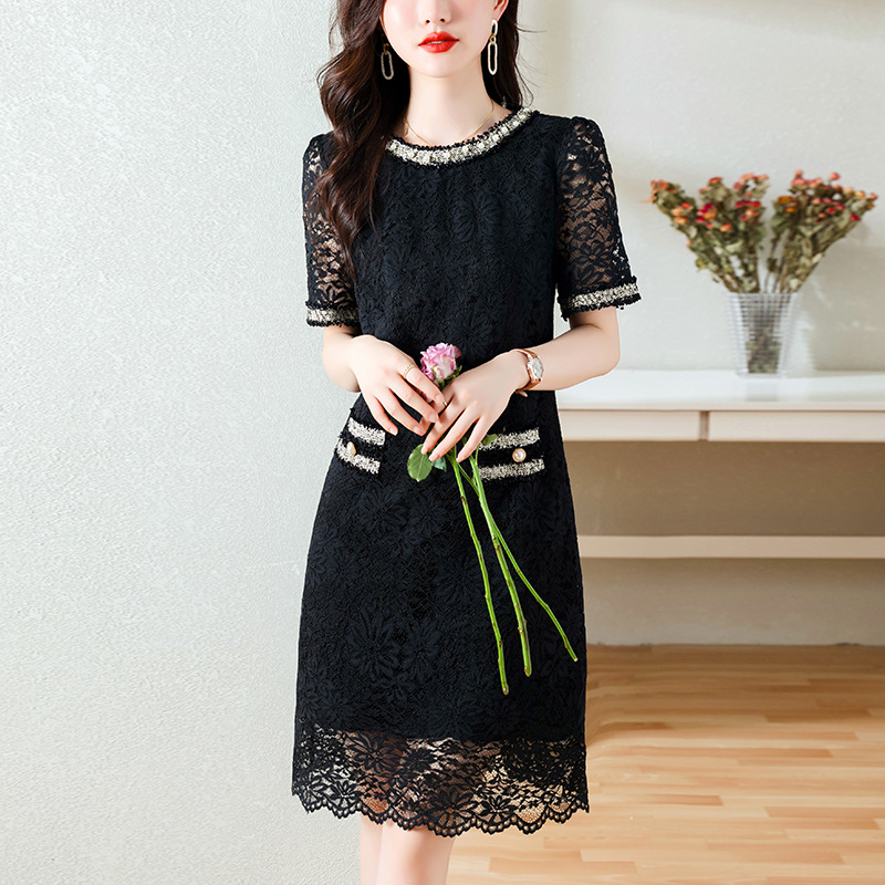 French Style Fashion Light Luxury Elegant plus size Women's 2025 Summer New Slimming Simple Lace dress