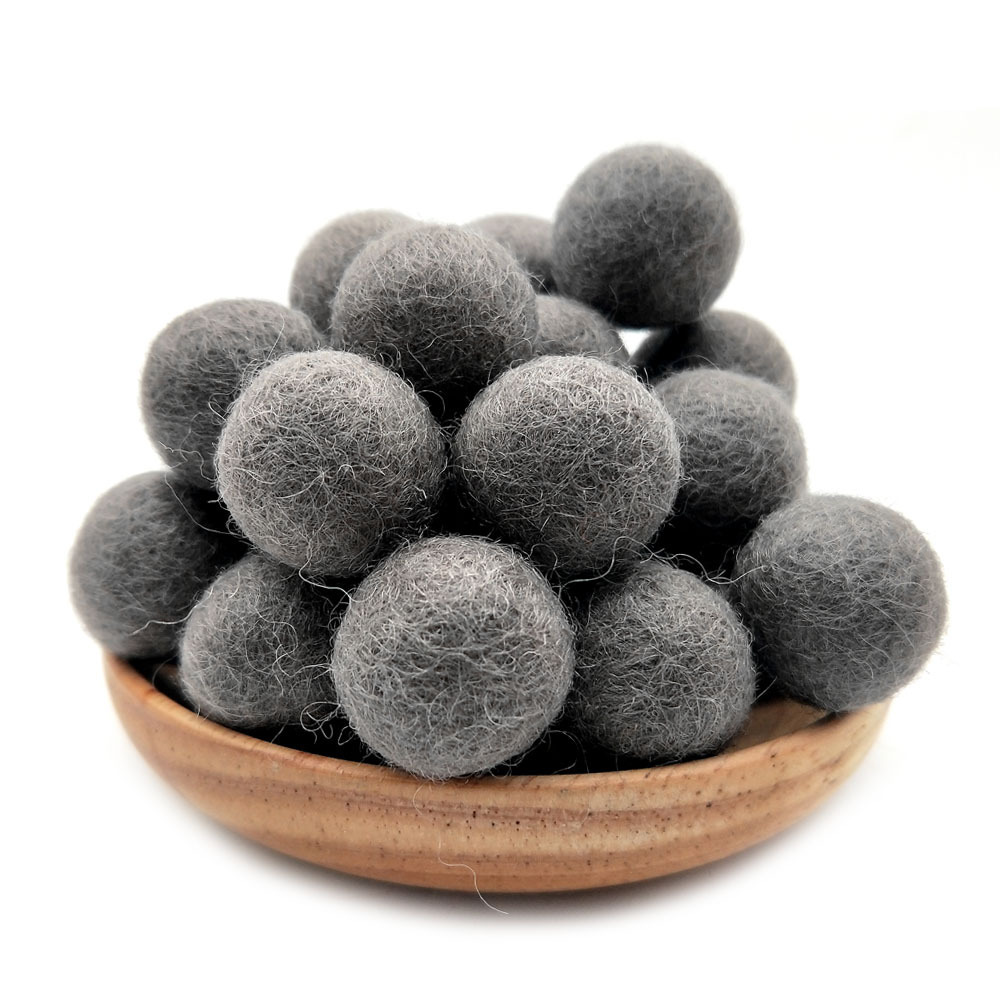 Picture of Cross-border in stock 2CM wool ball Christmas jewelry accessories Christmas diy colorful wool ball small wool ball pokes