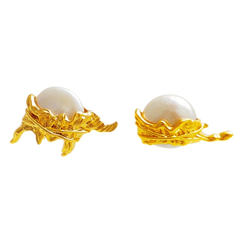 Independent design S925 silver needle personality trendy design sense earrings irregular Pearl copper plated real gold earrings T954