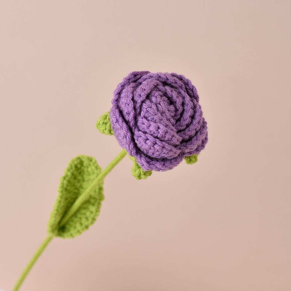 Picture of Finished Hand-Knitted Rose Artificial Flower Knitting Flower Handmade Flower DIY Wool Knitting Homemade Crochet Bouquet