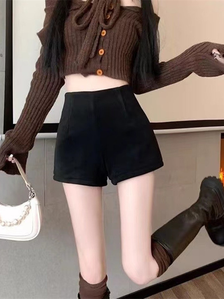 Slim Fit Black Woolen Shorts Women's 2024 Autumn and Winter New High Waist A- Shaped Hot Pants for Small Men with Boots