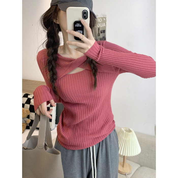 Picture of Designed Cut Out Long-Sleeved Knitwear Women's Autum K-Style New Slim Fit Elastic Inner Bottoming Top