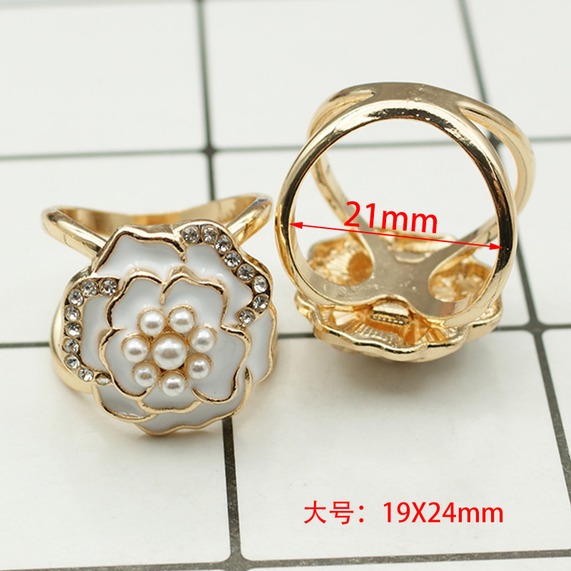 Picture of South Korea multi-functional scarf buckle high-grade Pearl fashion new Camellia windbreaker belt buckle high-end jewelry wholesale