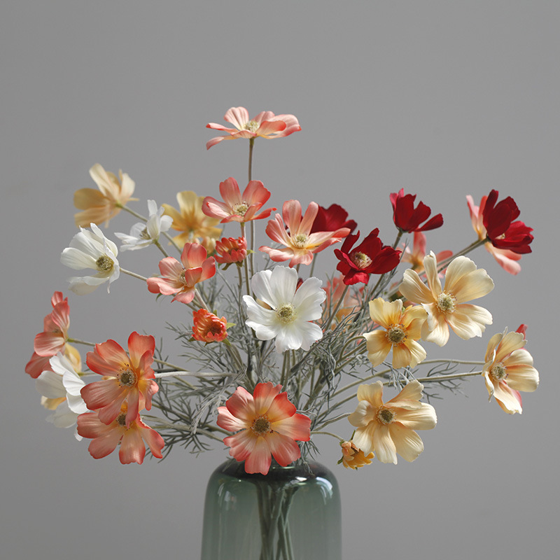 Picture of Taobao small wholesale foreign trade supply pastoral floral simulation flower silk flower Gesang chrysanthemum small chrysanthemum Persian chrysanthemum