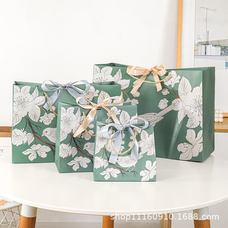 Mid-Autumn Festival gift bag classical handbag paper bag cheongsam packaging bag clothing store bag clothing bag