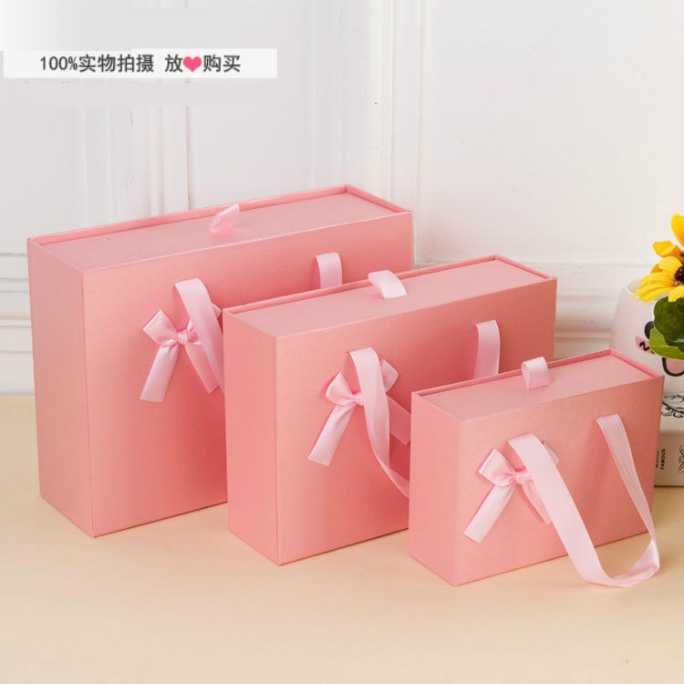 Pink cosmetic packaging box wedding portable wedding candy gift box creative butterfly wedding candy gift box in stock