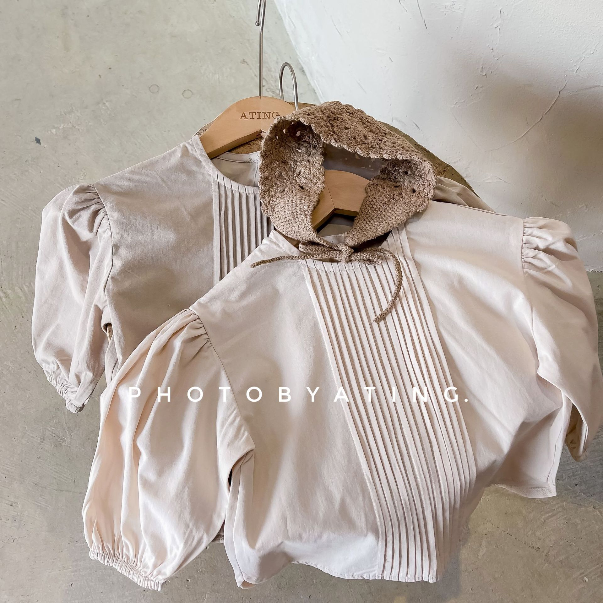 Picture of 2025 New Autum Children's Clothing Girls Autum Korean Style Linen Cotton Puff Sleeve Shirt Shirt 122090