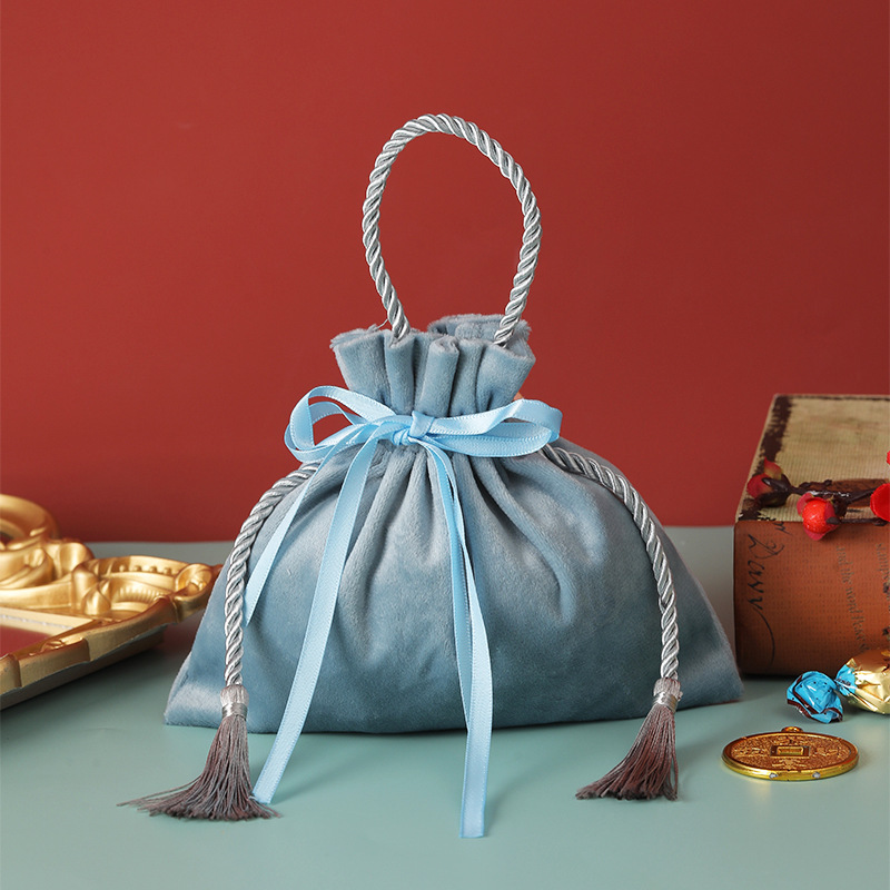 Picture of New Wedding Candy Bag Wedding Candy Bag Advanced Sense Baby Gift Box Engagement Accompanying Gift Free Folding Candy Box