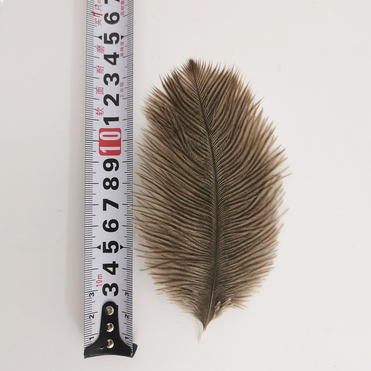 Picture of 10-15cm ostrich hair source factory bouquet wedding decoration feather wall handmade DIY crafts stage clothing
