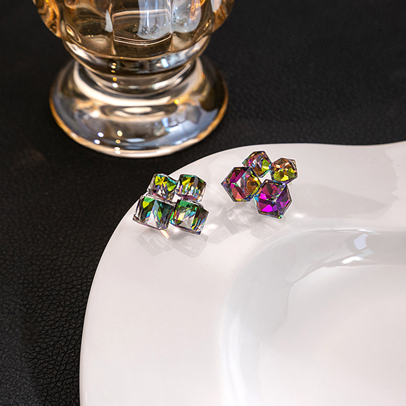 Silver Needle Aurora Stereo Sugar Crystal Earrings Light Luxury Niche Geometric Square Earrings Advanced Earrings for Women