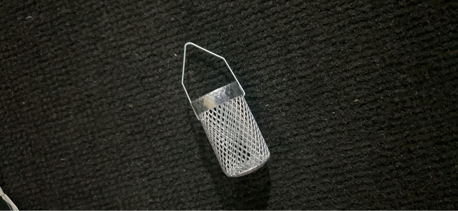 Picture of Yellow Plastic Cage Metal Basket Cage Plastic Basket Nest White Gold Hook Metal Plastic Basket White Strip Hook Basket
