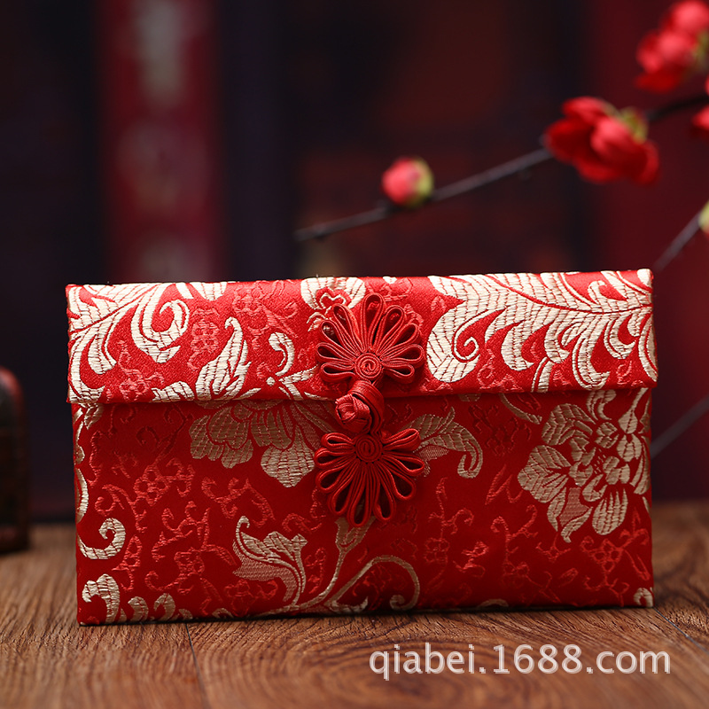 Picture of Creative buckle red envelope fabric brocade printing Li is a wedding change bag Chinese wedding festive supplies wholesale