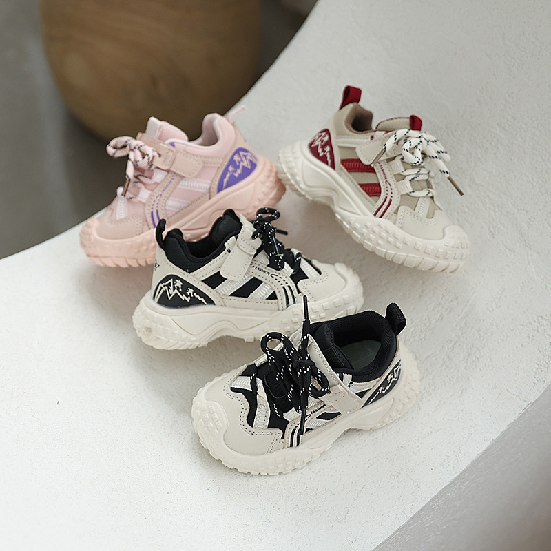 Fall 2025 fashion striped boys' casual shoes, children's soft-soled comfortable hiking shoes, non-slip children's sneakers