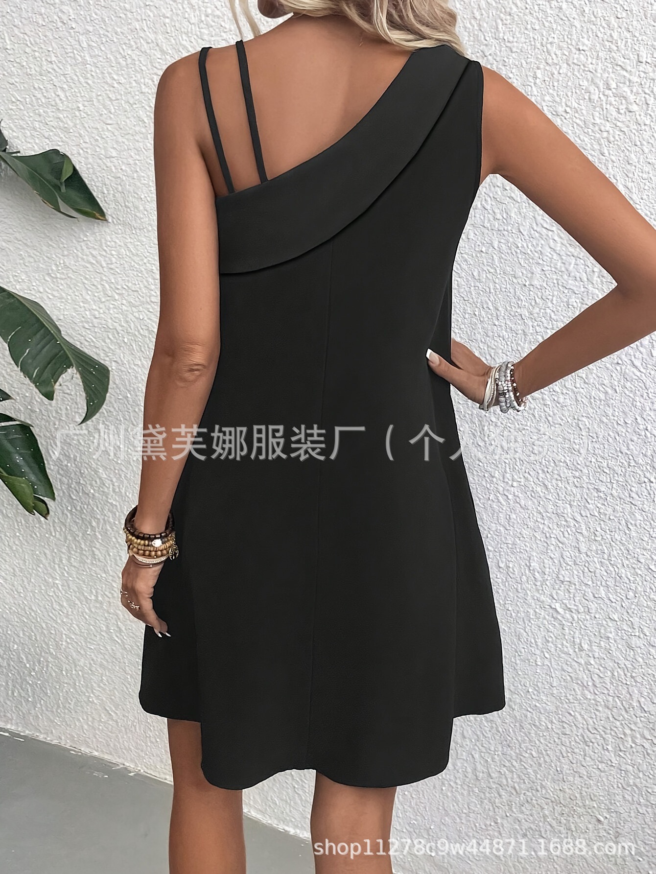 Picture of 2024 Cross-border New Asymmetric Shoulder Sleeveless dress