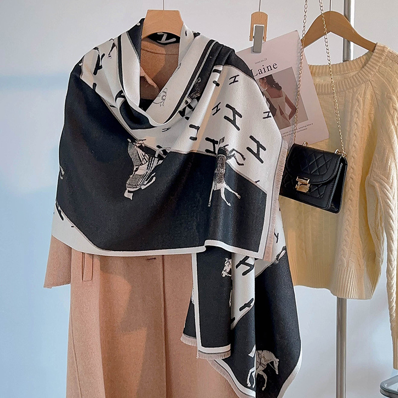 Picture of Imitation cashmere scarf for women, winter gift box, spring/autumn outer layer, thickened warmth, high-end mom qipao shawl for office