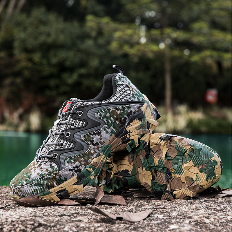 Camouflage shoes men and women autumn breathable hiking shoes outdoor training shoes students military training shoes release shoes sports running shoes
