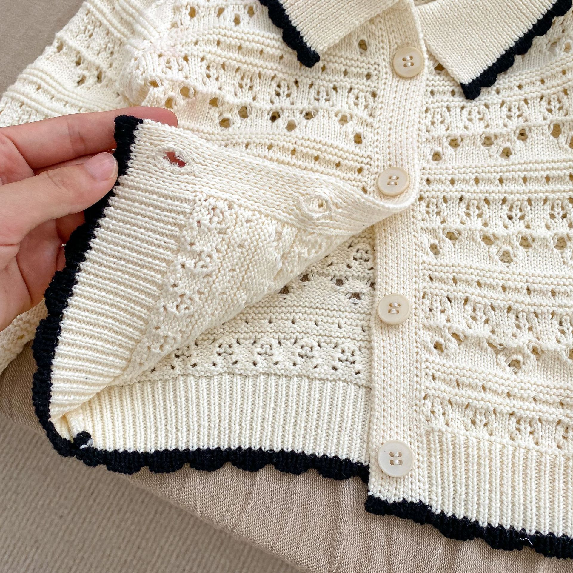 Picture of 2025 Spring Girls' Stylish Long-Sleeve Cardigan Infant Little Chanel-Style Lapel Knitted Hollow Sweater Jacket