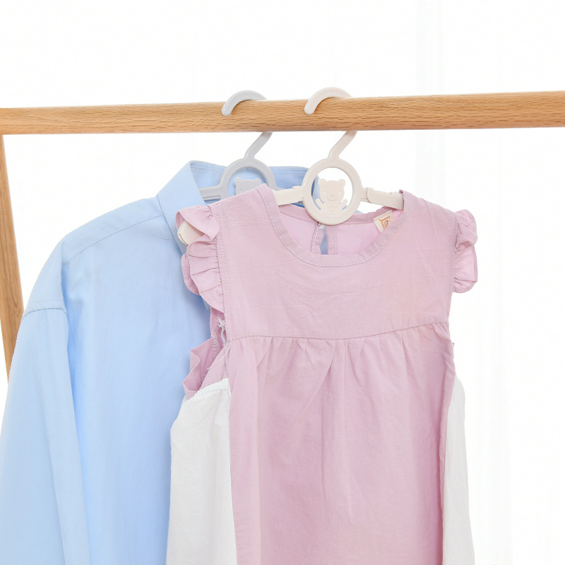 Picture of 2768 Children's Clothes Hanger Children's Baby Newborn Baby Household Retractable Clothes Rack Clothes Hanger