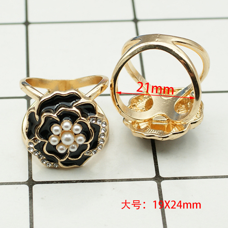 Picture of South Korea multi-functional scarf buckle high-grade Pearl fashion new Camellia windbreaker belt buckle high-end jewelry wholesale