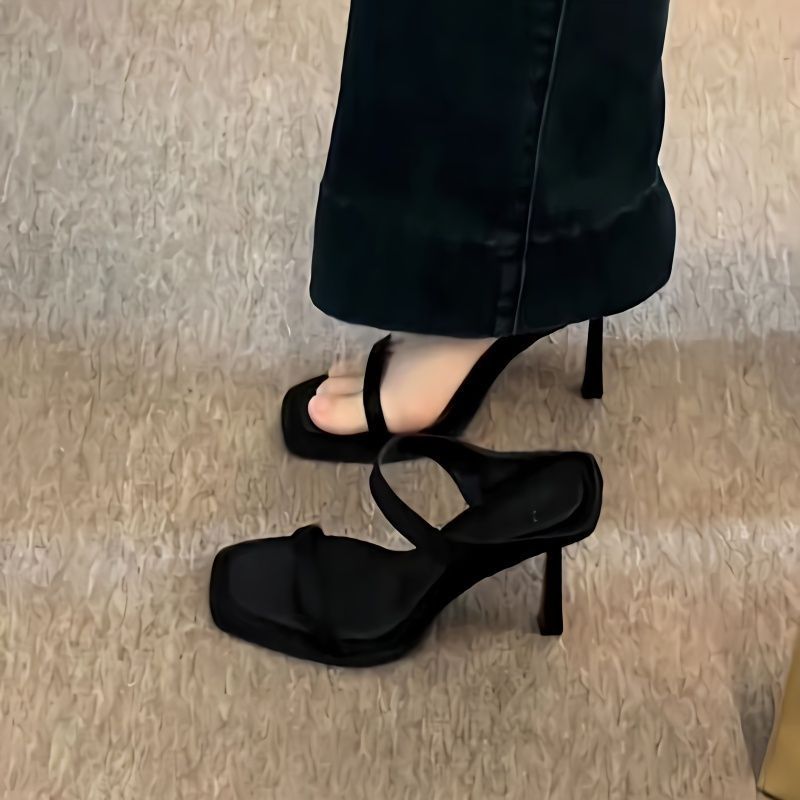 Internet Celebrity Thin Heel High Heel Slides Women's Summer Outer Wear 2024 New Fashionable Super Popular Elegant Socialite Open Toe Sandals